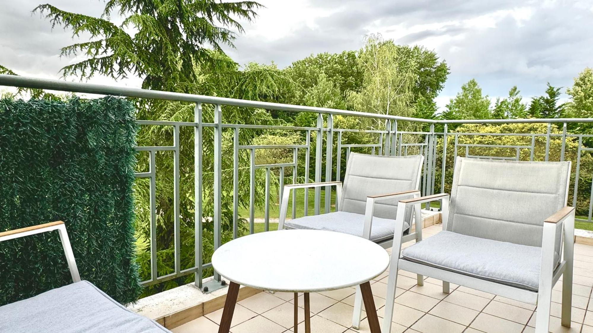 Appartement Central 6 Personnes A 10 Minutes De Disneyland มองต์เตฮวา ภายนอก รูปภาพ